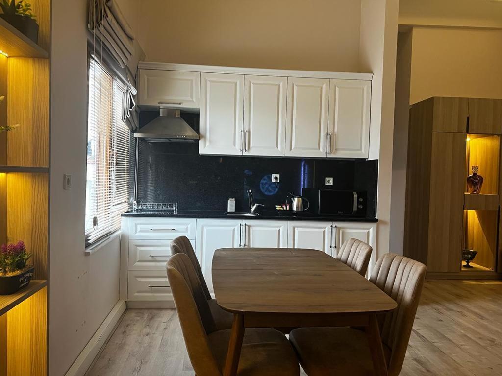 My Smart Apartment ยาโลวา ภายนอก รูปภาพ